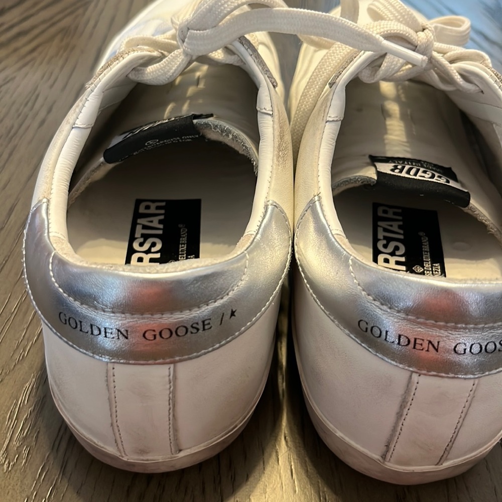 Women- Golden Goose sneaker. Gently used.